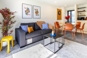 Bright & Stylish 2BR Near Addington Park Addington